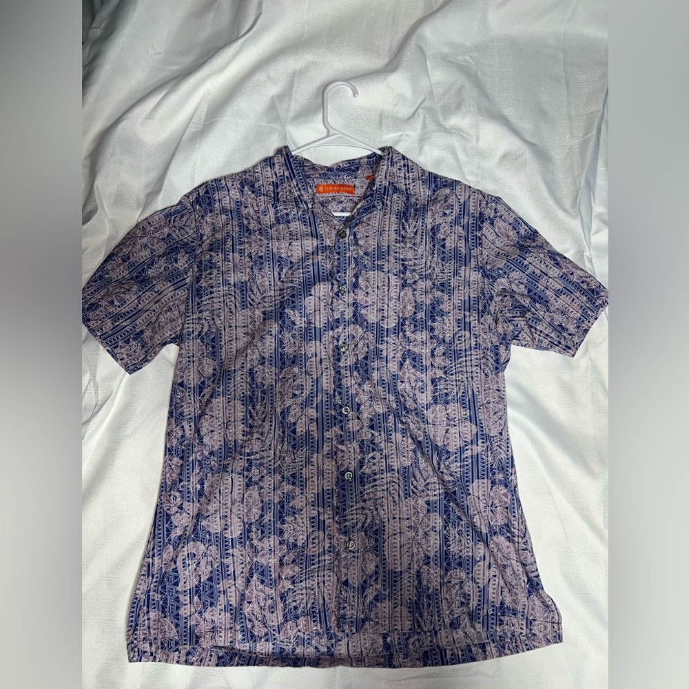 Tori Richard Mens button up hawaiin shirt